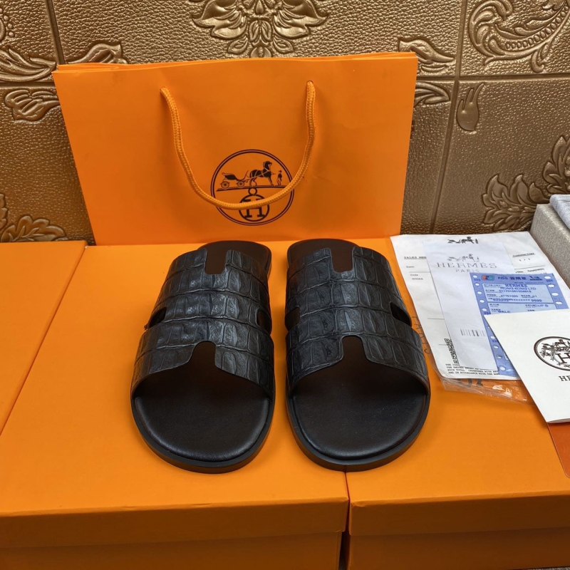 H**mes slippers